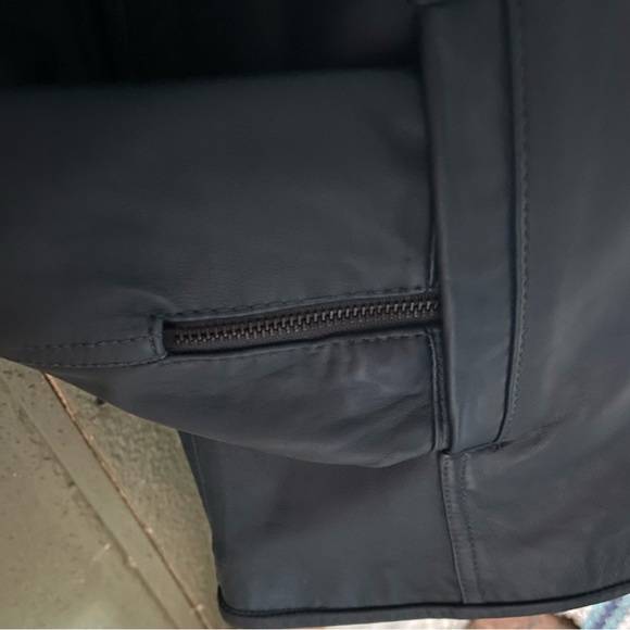 D & Co Sz XS Blue Leather Jacket with Lapels and Front Zip NWT - Picture 3 of 5